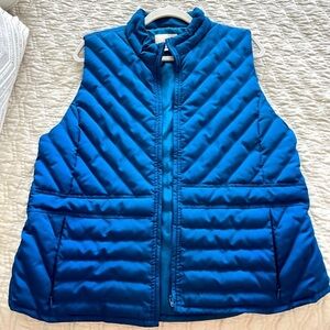 LOFT women’s puffer vest large, like new. Good zipper